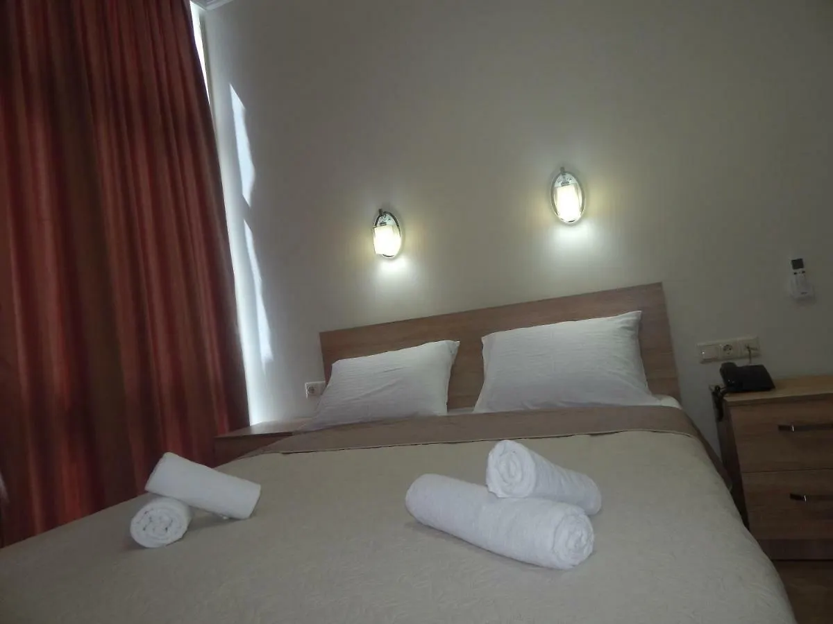 Hotel Belugo Батуми 4*,